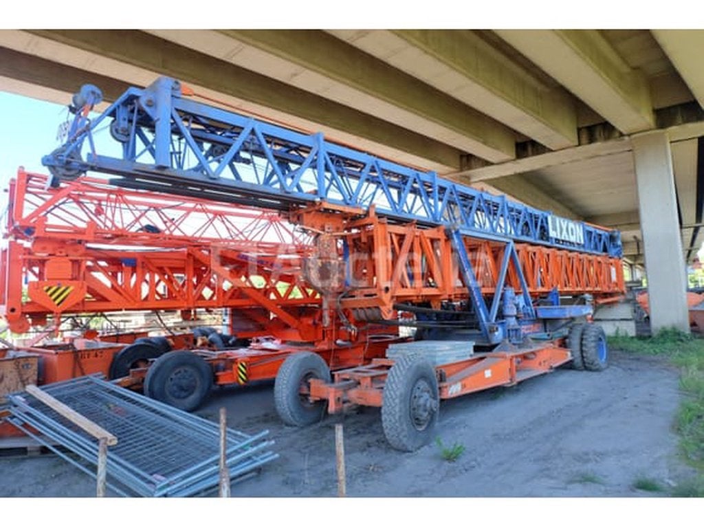 Grue à montage rapide Arcomet T33A, Grue