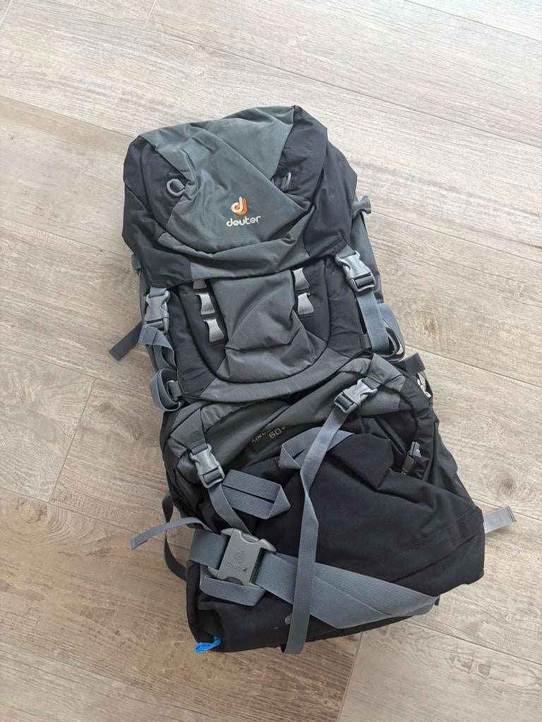 Deuter Rugzak - Aircontact pro 60 + 15, Sport en Fitness, Bergsport en Wandelen, Ophalen, Zo goed als nieuw, Rugzak