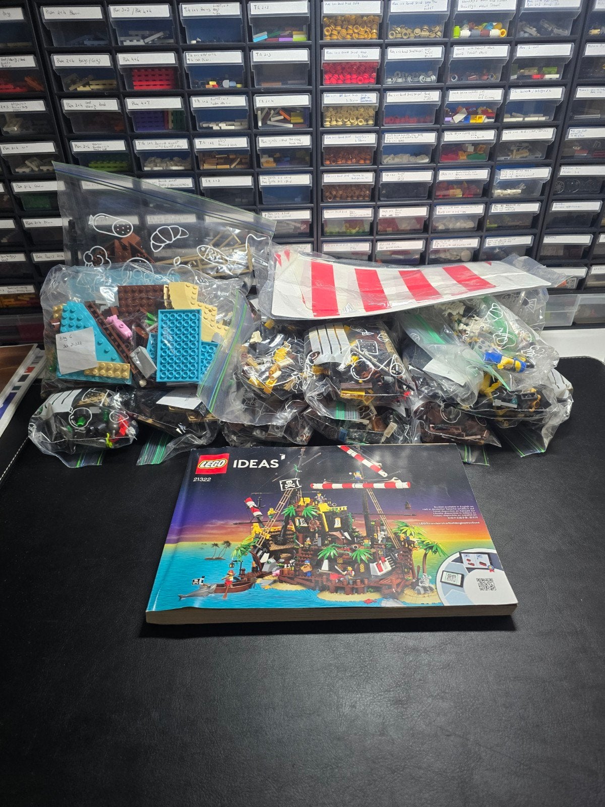 Lego Ideas Pirates of Barracuda Bay (set 21322), Ophalen, Gebruikt, Lego, Ideas