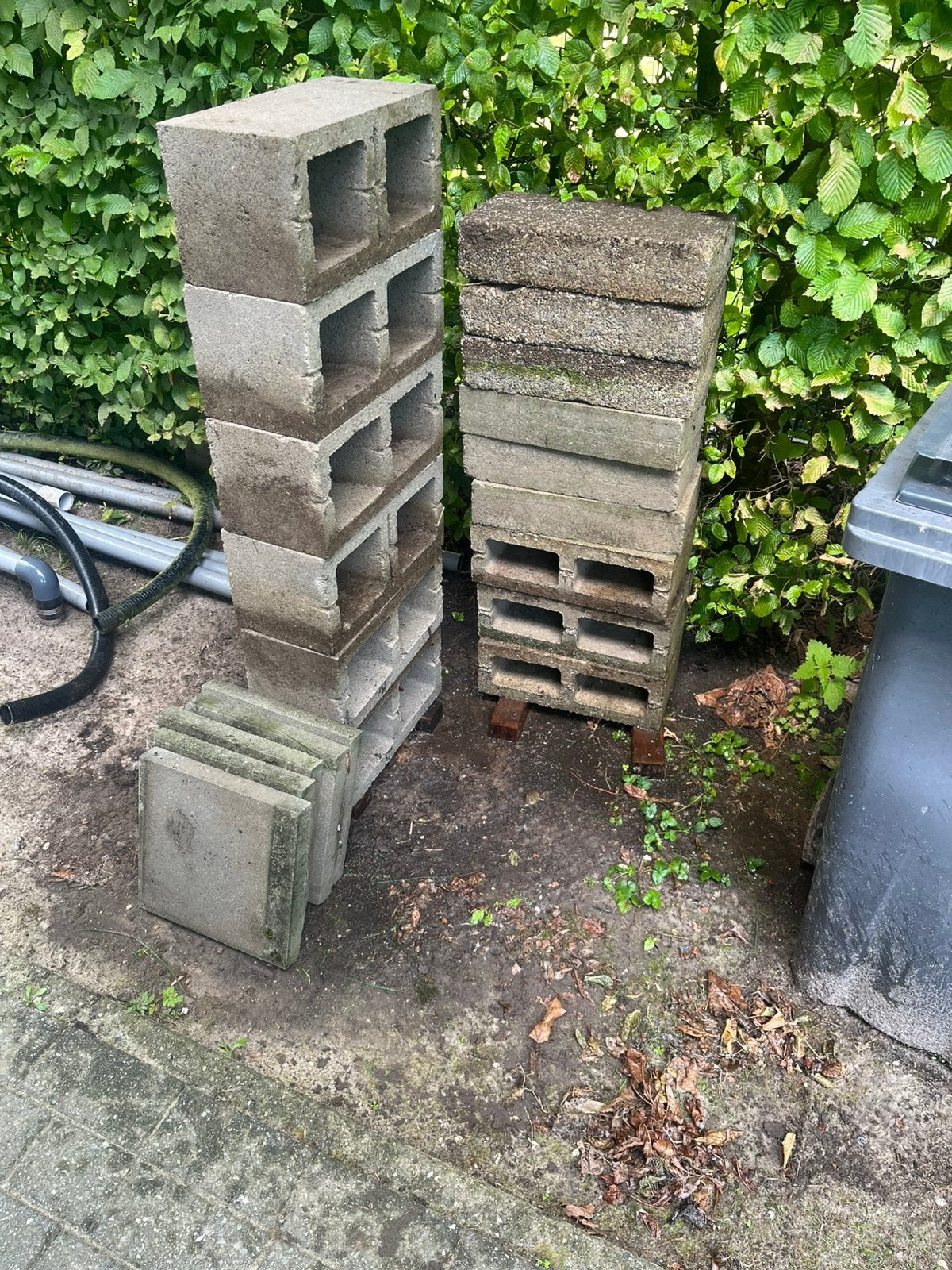 Beton blokken, Doe-het-zelf en Bouw, Metselstenen, Ophalen, Zo goed als nieuw, Beton