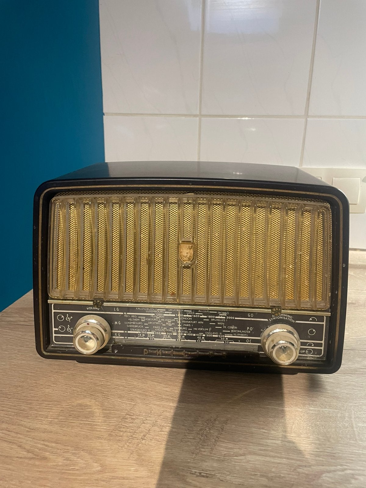 Radio Philips BX250U 1955 1956, Antiquités & Art, Enlèvement
