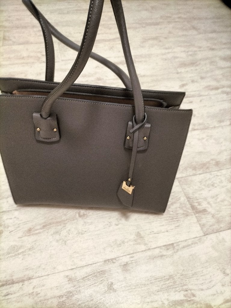 Handtas, Handtassen en Accessoires, Ophalen of Verzenden, Zo goed als nieuw, Grijs, Handtas