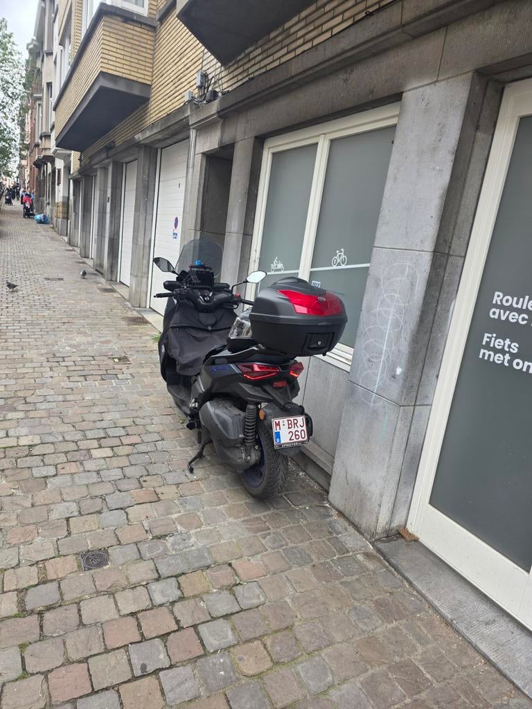 Yamaha Xmax 300 - 2024 - 3000km, Particulier, Neuf, Scooter