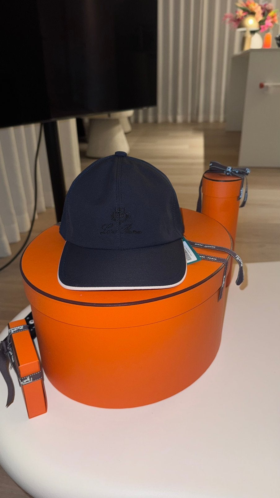 Chapeau Loro piana bleu foncé, Enlèvement ou Envoi