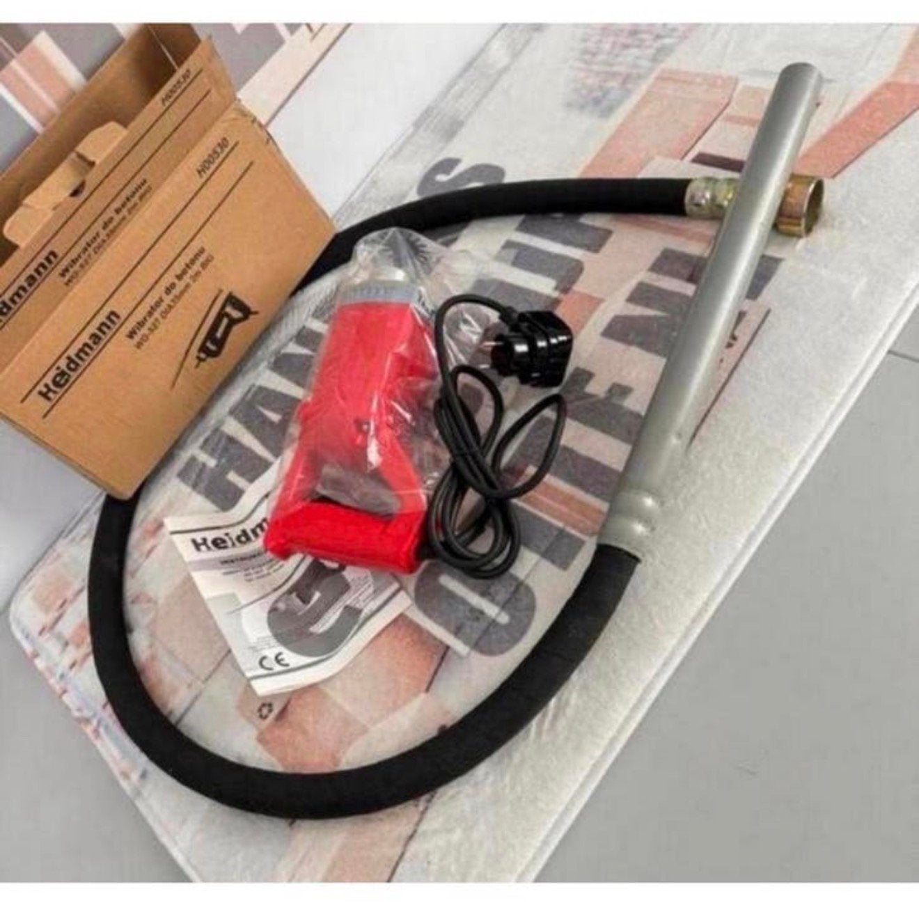 Nouvelle aiguille vibro Vibromasseur à béton 1250W de 2M, Bricolage & Construction, Bétonnières, Neuf, Enlèvement ou Envoi