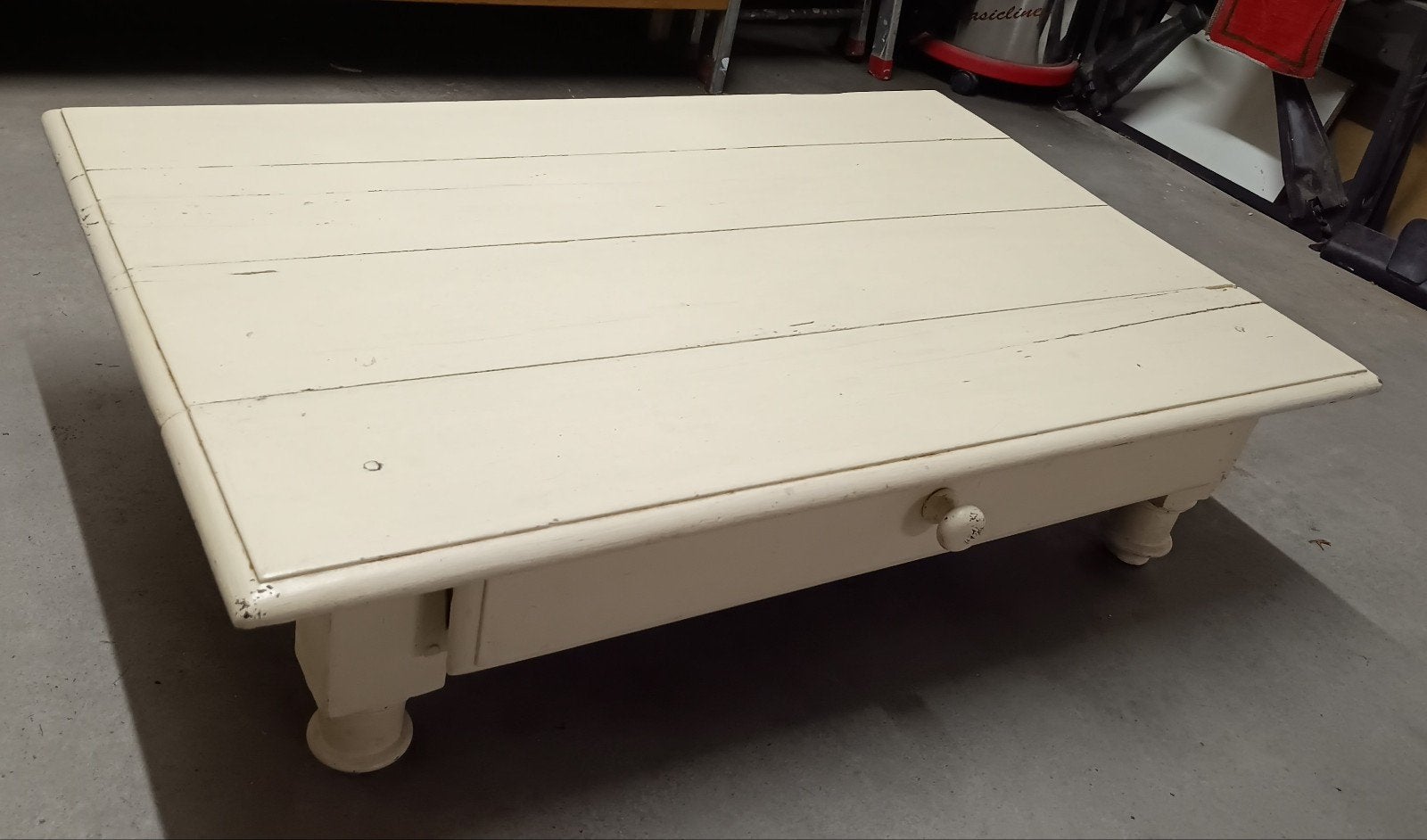 oude salontafel, Enlèvement