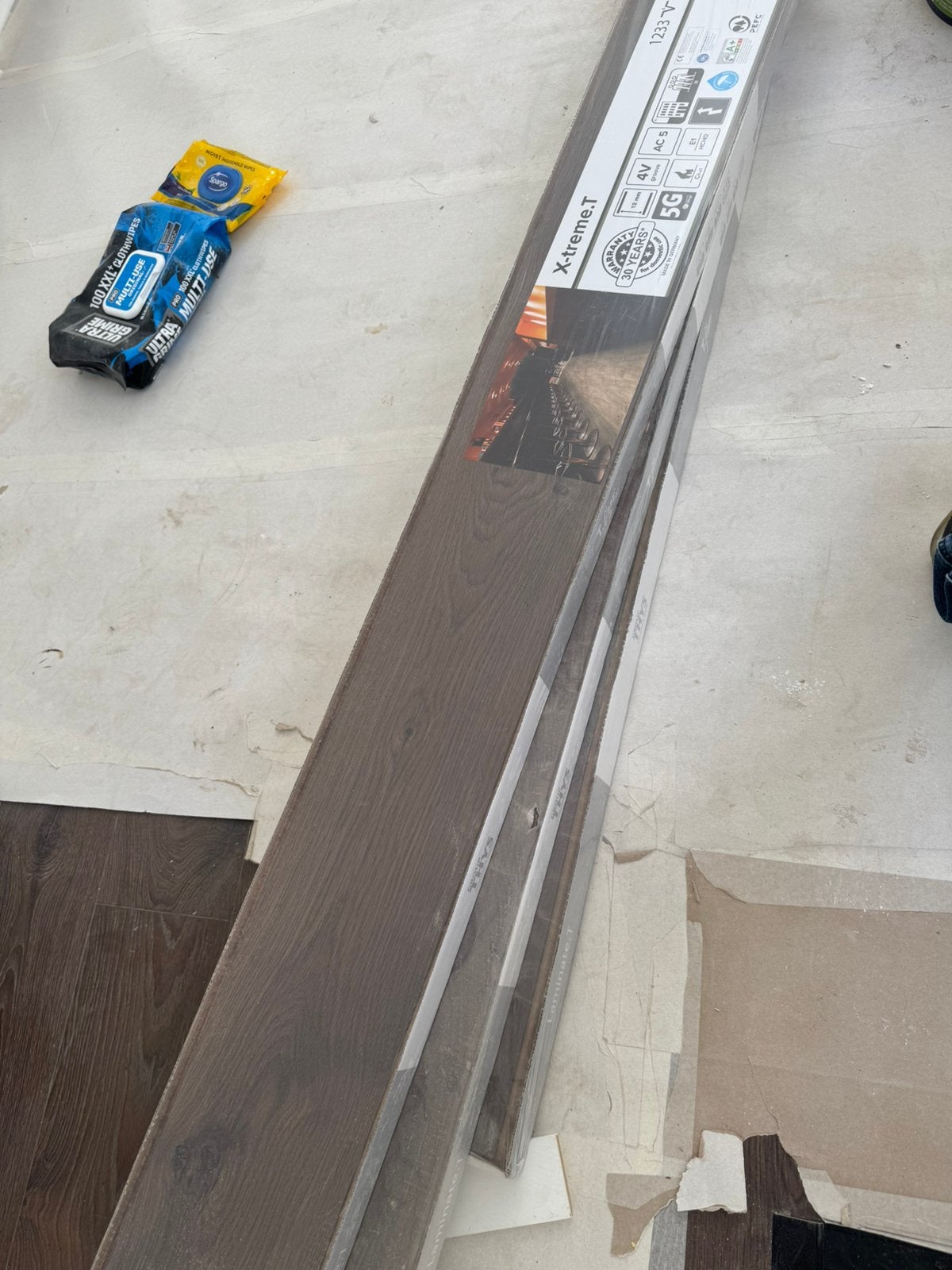 Parket avec emballage, Bricolage & Construction, Plinthes & Finitions, Comme neuf, Chêne, Enlèvement