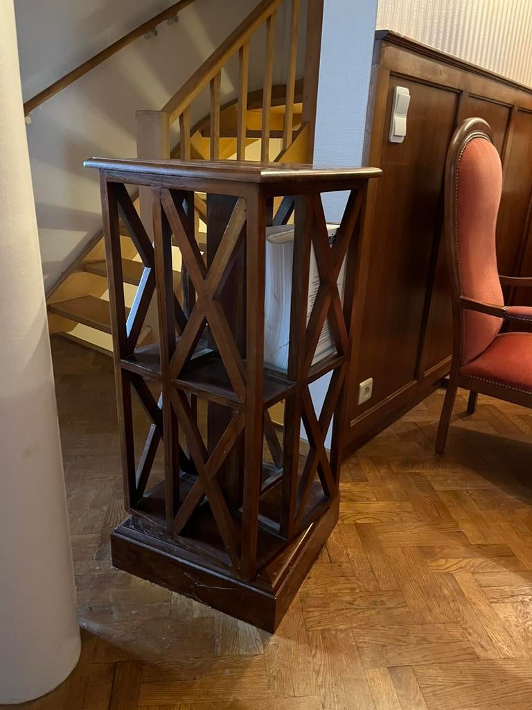 Meuble d’appoint en bois – style classique avec croisillons, Enlèvement, Utilisé
