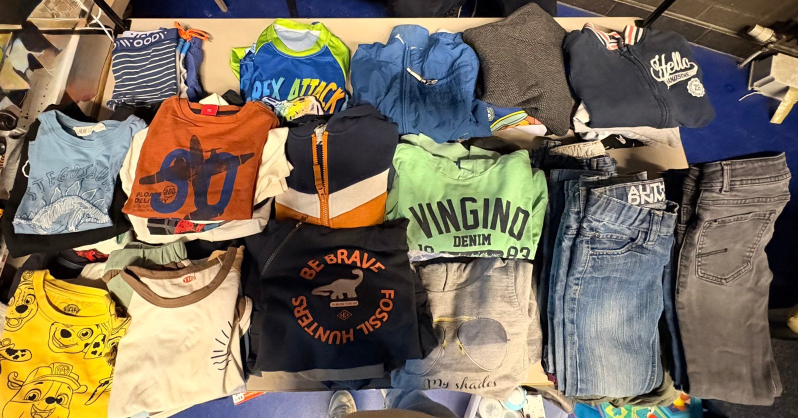 Groot pakket 104-110 jongen, Ophalen, Gebruikt