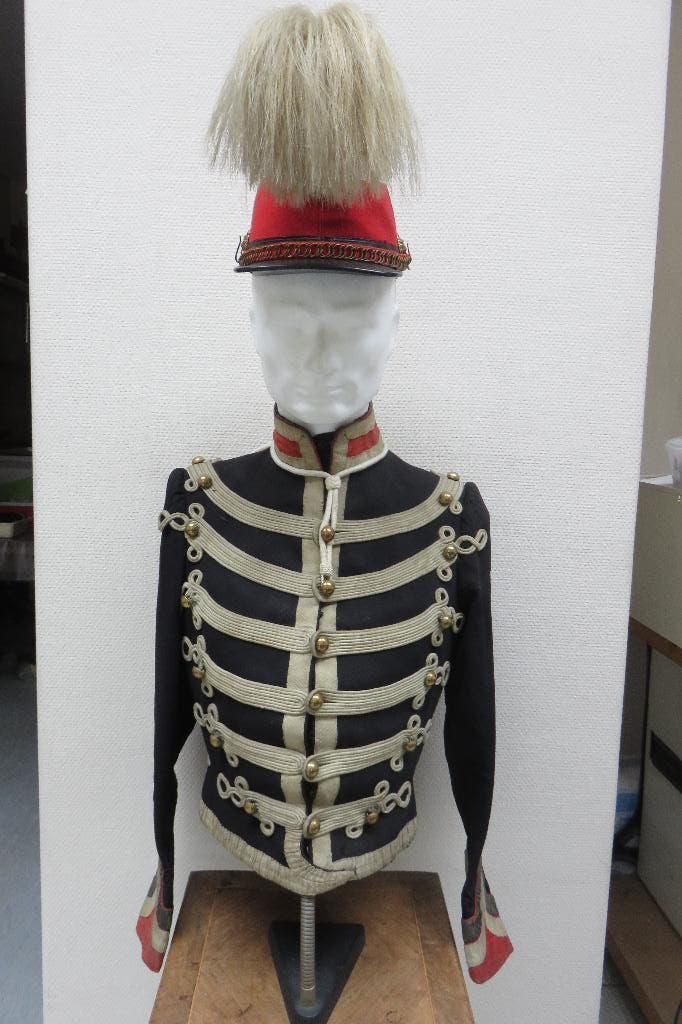 Dolman en Shako 2de Jagers te Paard, Verzamelen, Militaria | Algemeen, Landmacht, Kleding of Schoenen, Ophalen