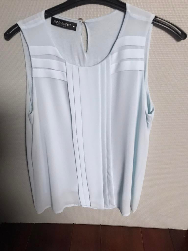 Licht blauw topje, Enlèvement ou Envoi, Comme neuf, Taille 38/40 (M), Bleu