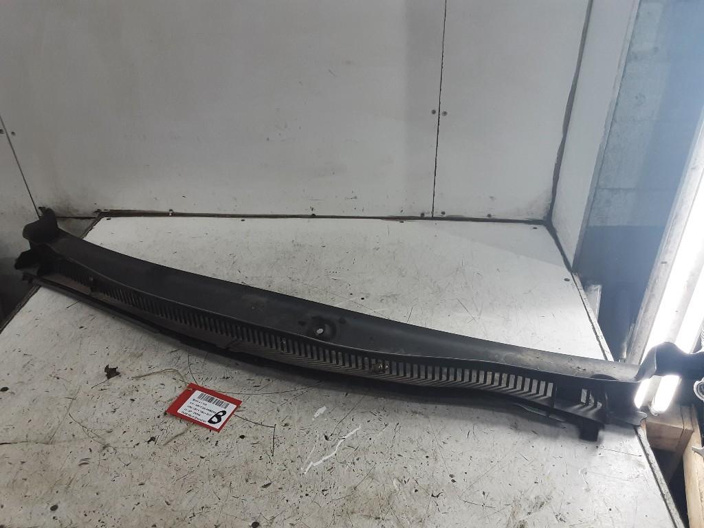 SIERLIJSTEN VOORRUIT BMW 1 serie (F40) (01-2019/-) (7453937), Gebruikt, Voor, Mevr. I. Hauben, BMW
