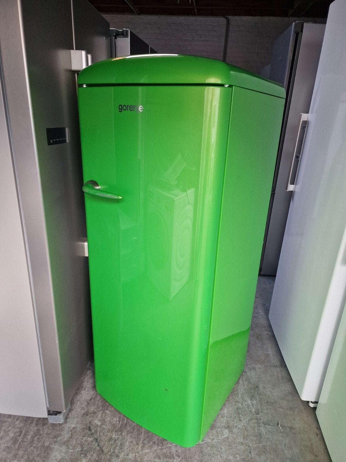 Frigot gorenje, Enlèvement ou Envoi