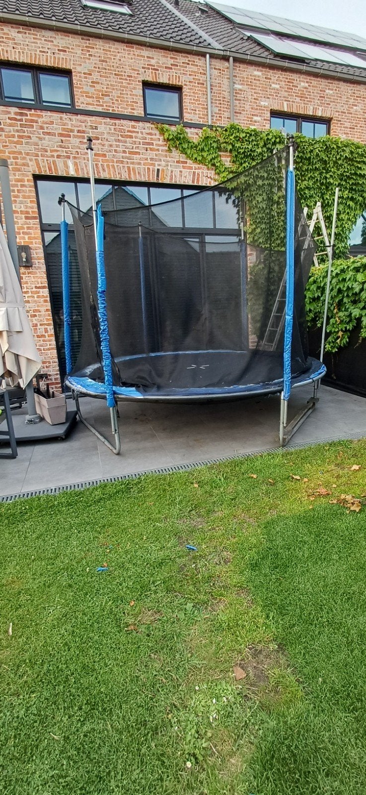 Gratis trampoline, Kinderen en Baby's, Speelgoed | Buiten | Trampolines, Ophalen