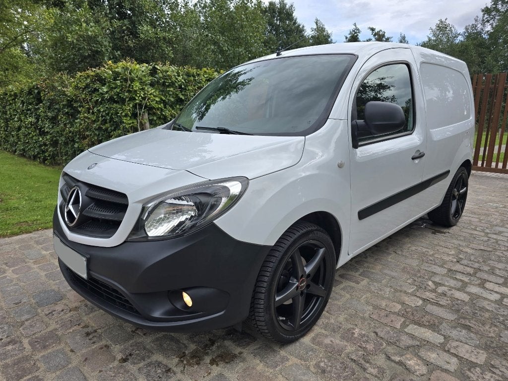 Mercedes-Benz Citan 1.5 CDI L1 lichte vracht / 204.211 km, Voorwielaandrijving, Stof, Wit, Mercedes-Benz