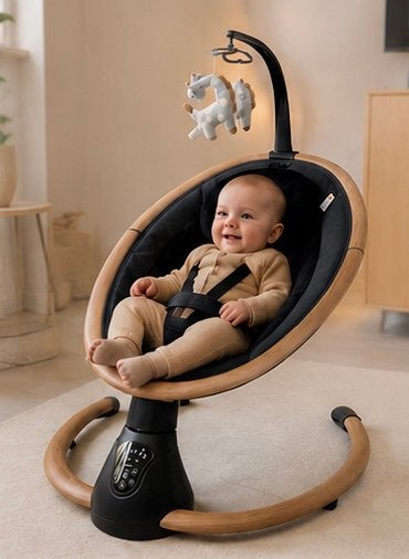 Qute Q Rocker Woody Black, Kinderen en Baby's, Wipstoeltjes, Ophalen, Zo goed als nieuw, Schommelstoel