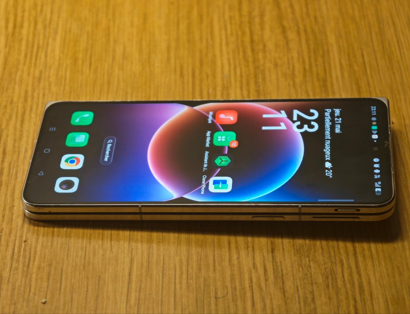 Salut à tous ! Je vends mon smartphone pliable Oppo Find N5, Télécoms, Téléphonie mobile | Accessoires & Pièces, Enlèvement, Protection