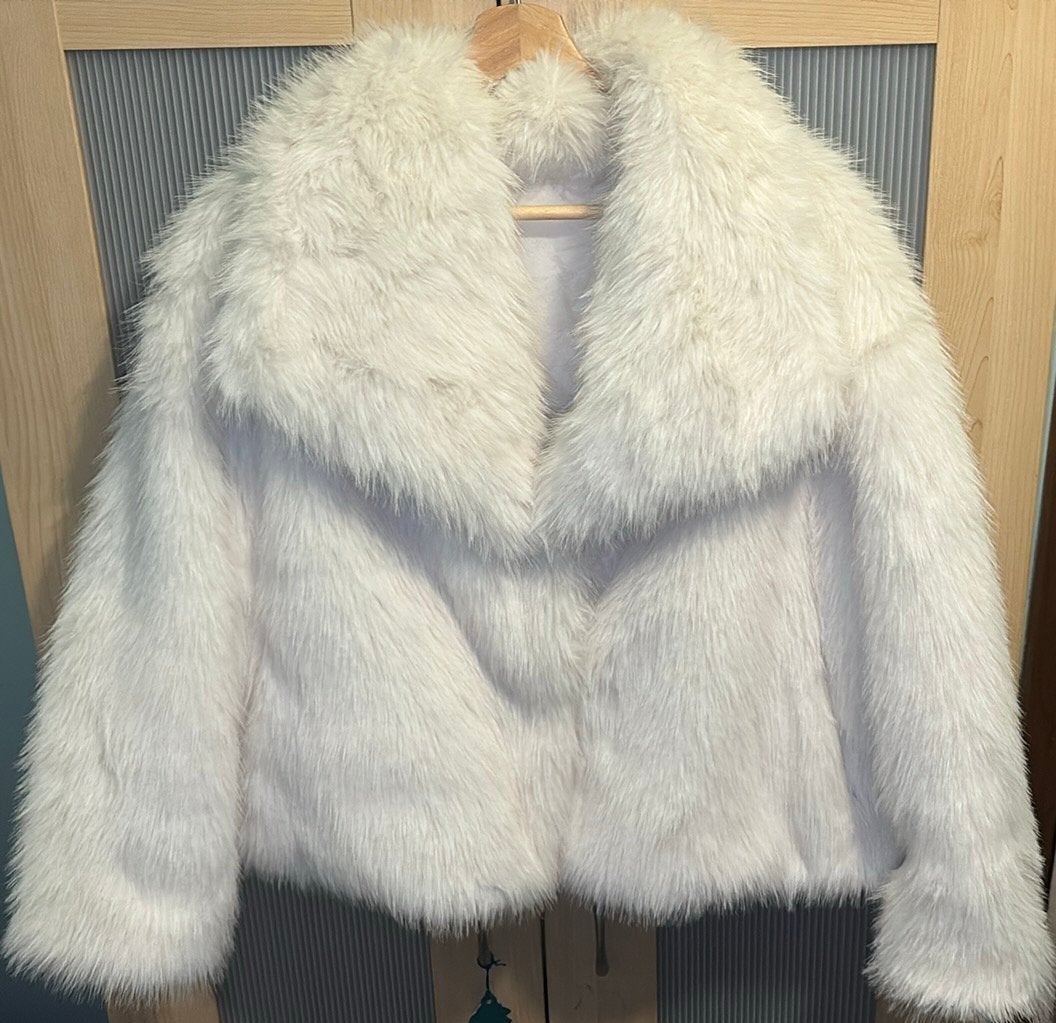 Bontjas Dames Pluche Wit, Ophalen, Zo goed als nieuw, Maat 36 (S), Wit