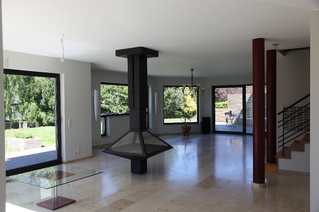 Villa 354m2, 5 ch., studio séparé/prof.lib., STRIVAY, Province de Liège, 150 kWh/m²/an, Strivay / Neupré, 53000 kWh/an