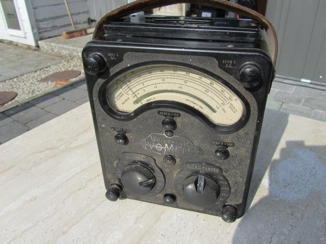 Antieke voltmeter in prachtige originele staat !, Antiek en Kunst, Ophalen of Verzenden