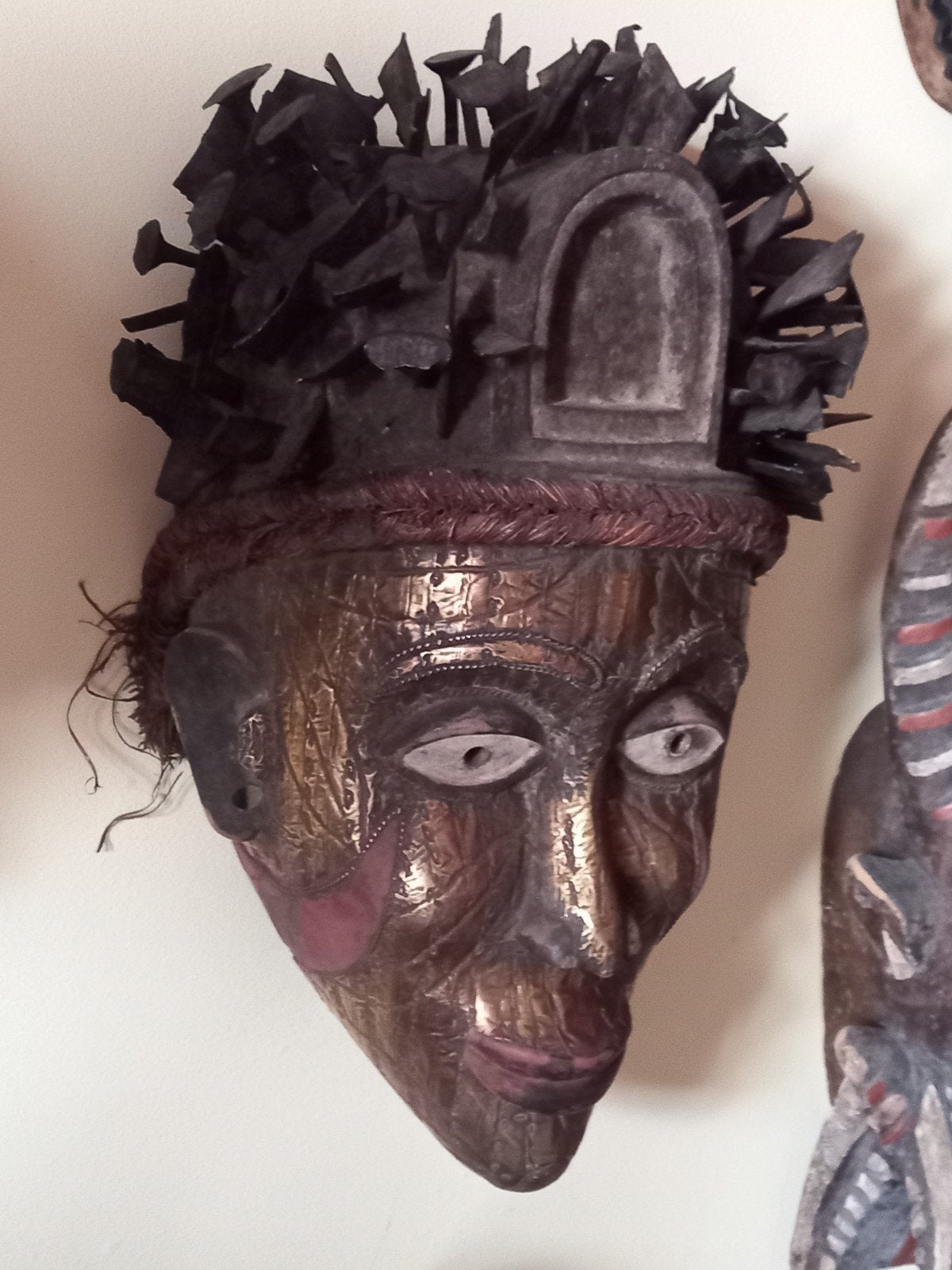 Groot Afrikaans NKISI masker uit DR CONGO, Ophalen