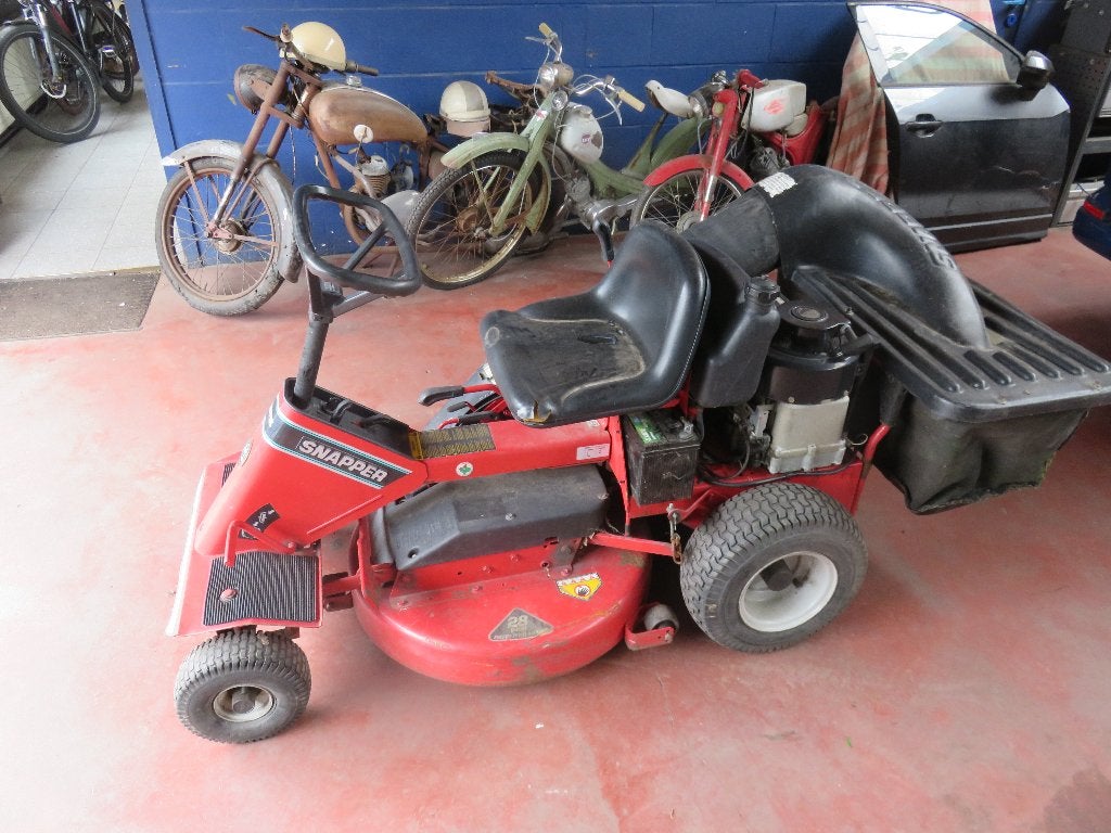 zitmaaier SNAPPER 10 pk, Tuin en Terras, Zitmaaiers, Ophalen, Gebruikt, Versnellingen