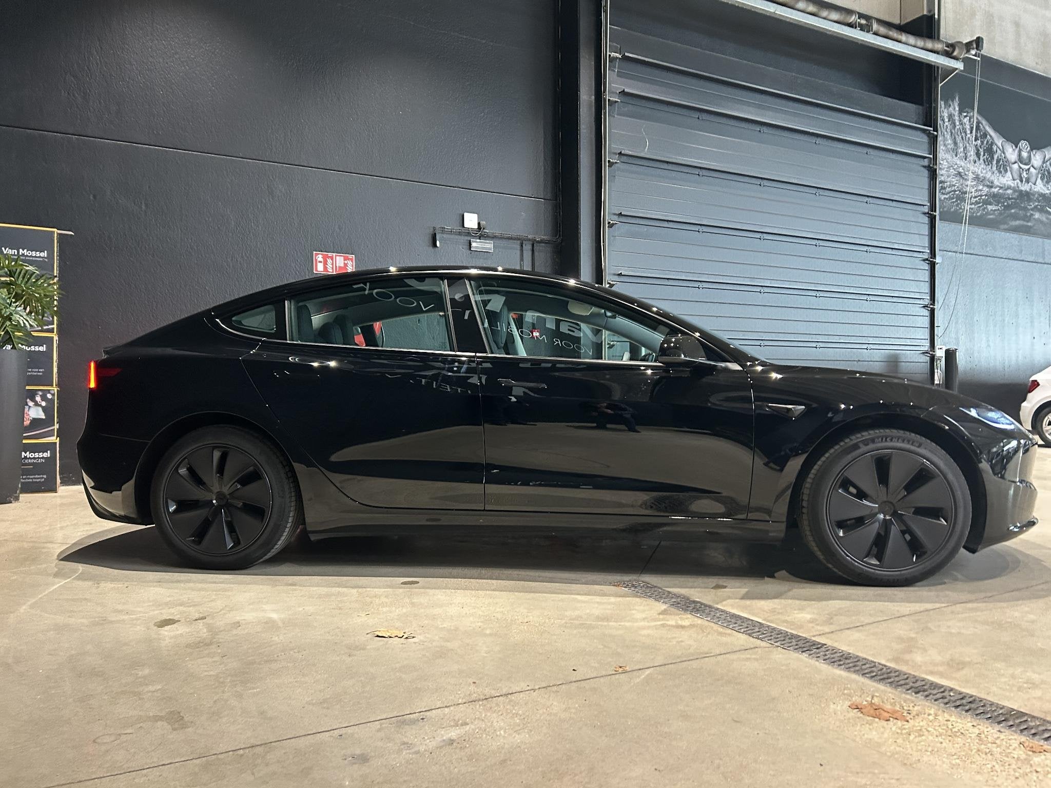Tesla Model 3 RWD 60 kWh (automatique), Autos, Achat, 375 min, 283 ch, 5 places