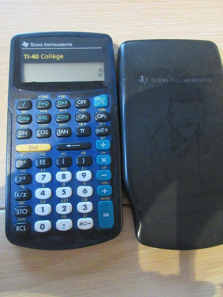 rekenmachien TI-40 colege Texas instruments ., Diversen, Rekenmachines, Ophalen