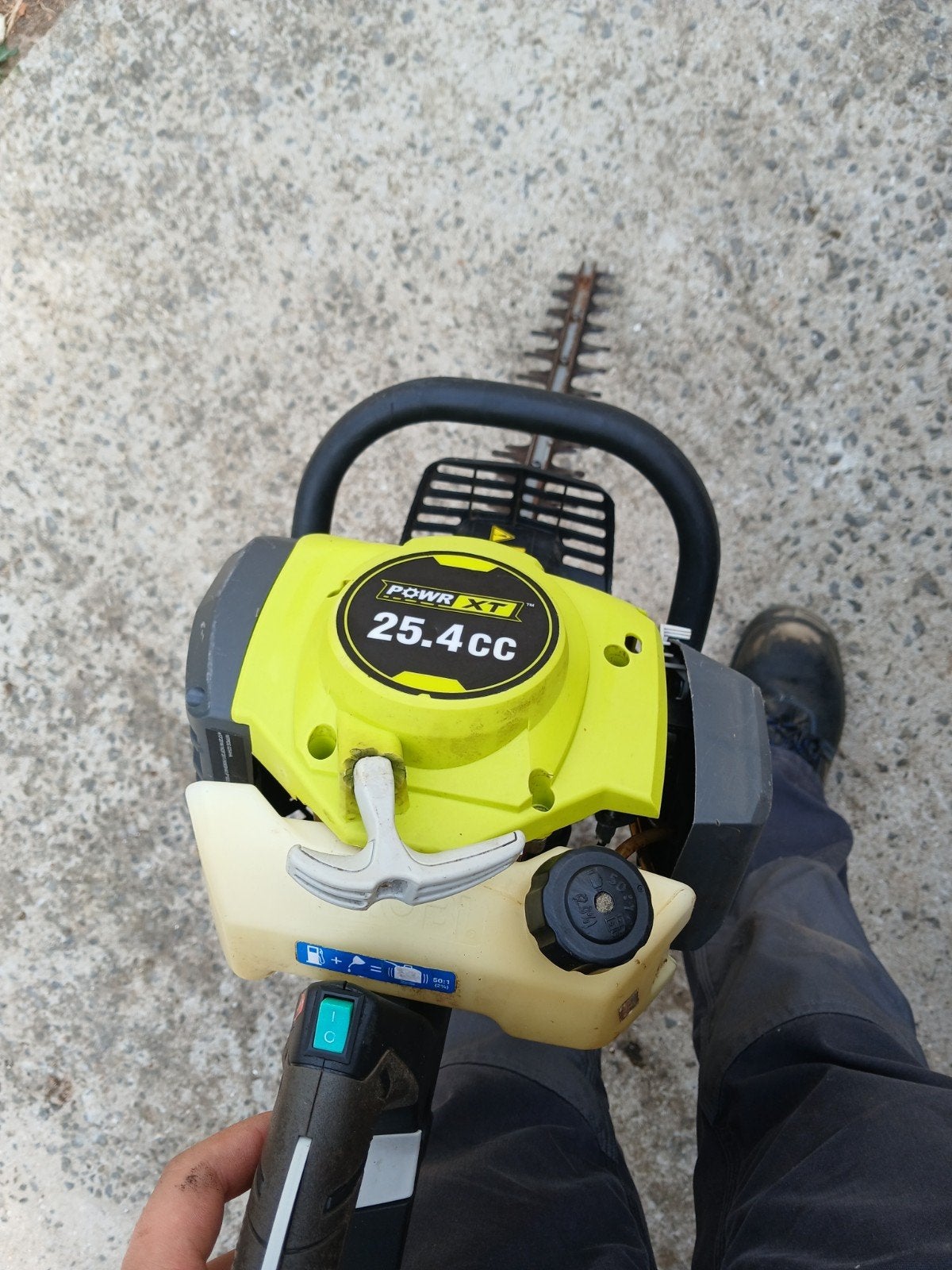 a vendre taille haie ryobi entretien fait 40€, Tuin en Terras, Ophalen, Gebruikt, Benzine, Ryobi
