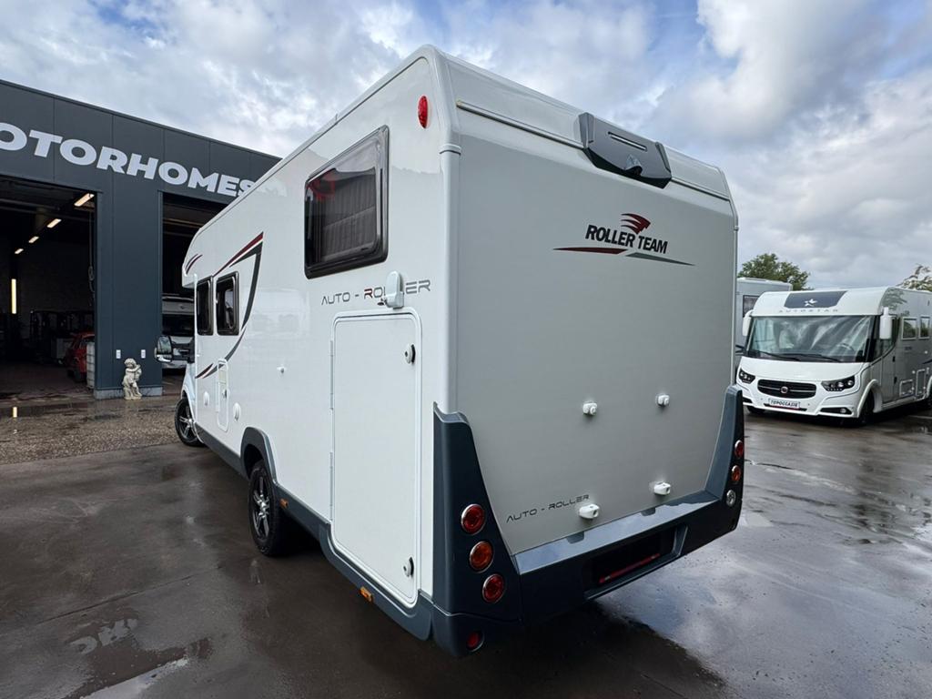 Ford Transit Rollerteam Autoroller 284 TL, Caravans en Kamperen, Mobilhomes, Overige merken, Ringverwarming, Ford, Douche
