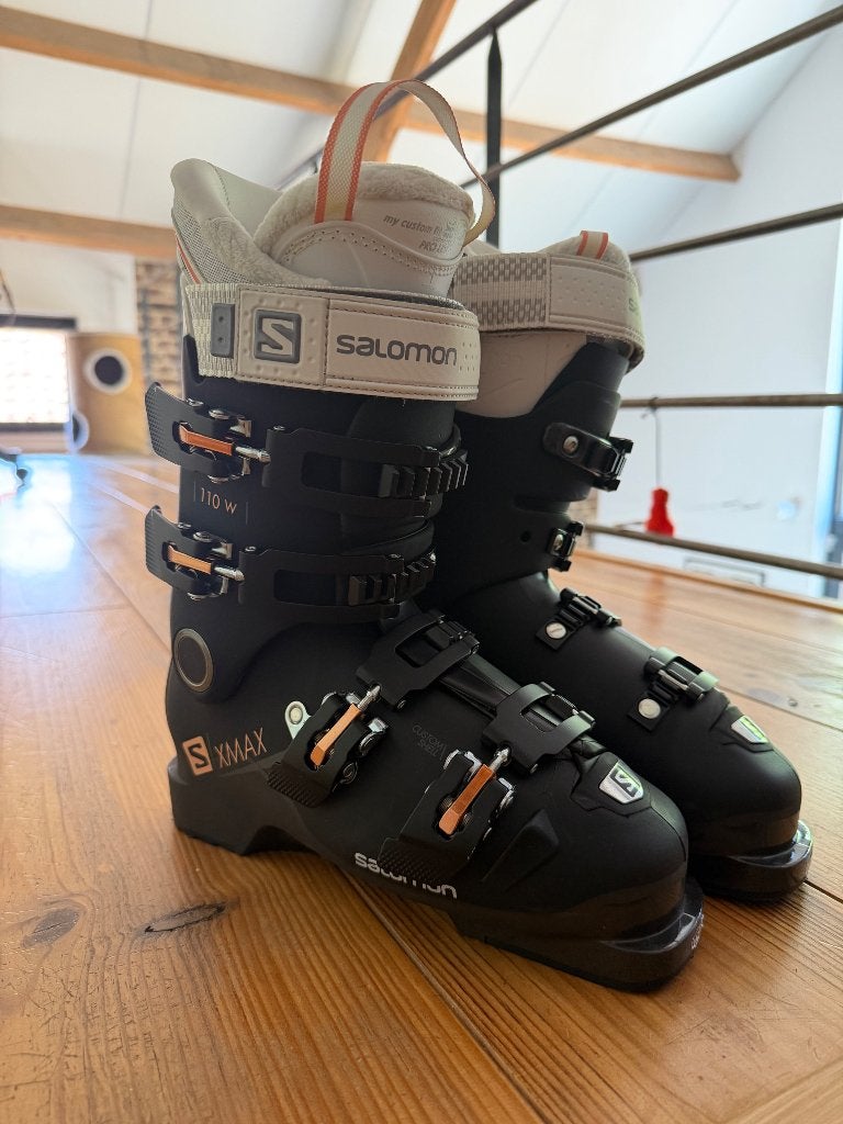 Skischoen dames Salomon Xmax 110W  NIEUW maat 24/24.5, Ophalen, Schoenen, Salomon, Zo goed als nieuw