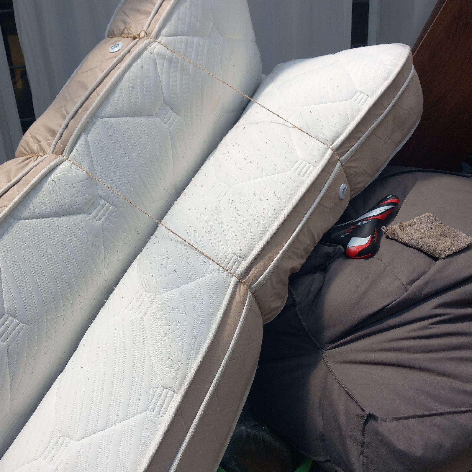 Matelas  1.60 à donner
