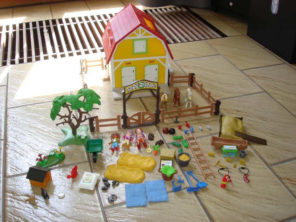 Playmobil paardenstal, Ophalen of Verzenden, Zo goed als nieuw, Complete set