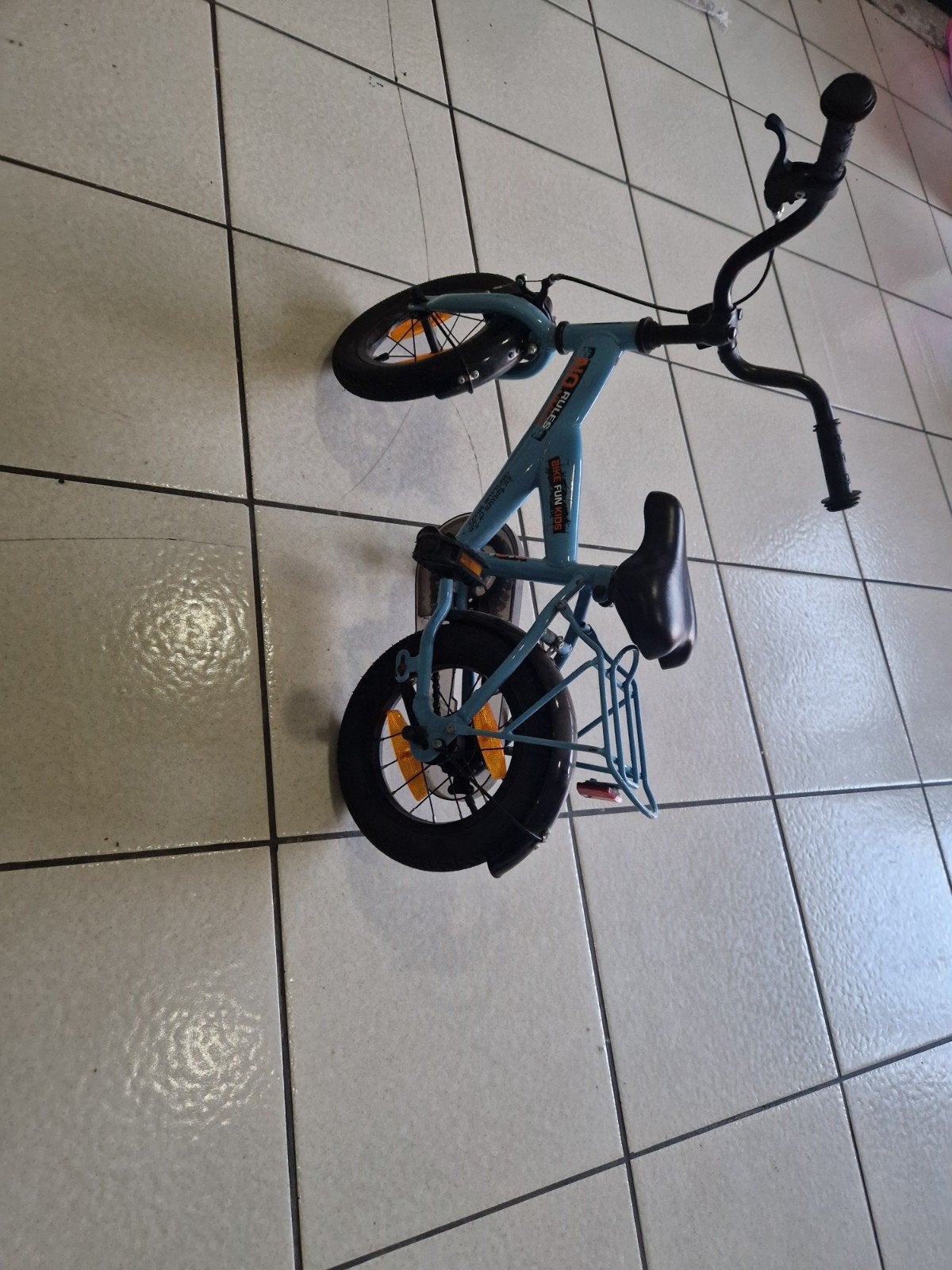 kinder fiets, Fietsen en Brommers, Ophalen, Zijwieltjes, 16 tot 20 inch, Velgrem
