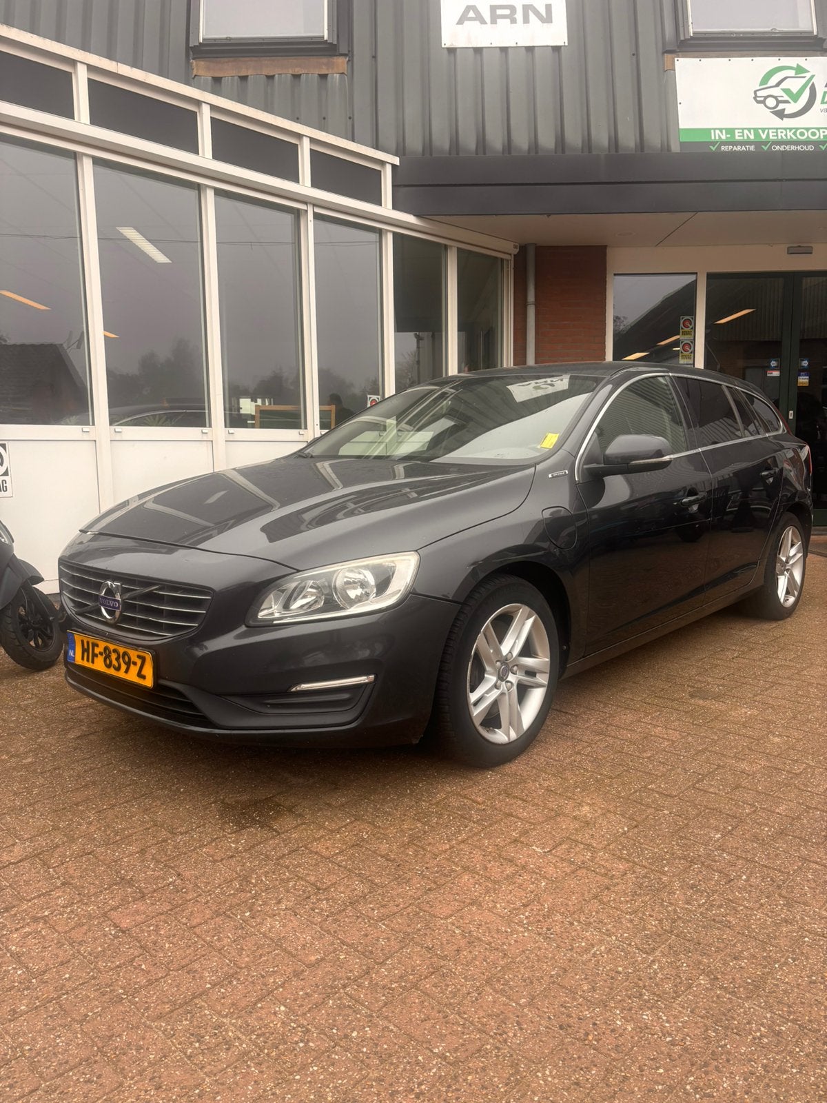 VOLVO V60, Autos, Achat, V60, Automatique, Particulier