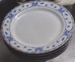Set van 6 witte porseleinen borden met bloemenpatronen., Huis en Inrichting, Ophalen, Klassiek, Nieuw, Bord(en)