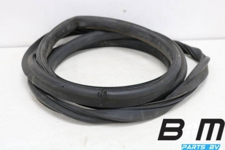 Achterkleprubber VW Caddy 2K 2.0 SDI BST 2K0829193, Utilisé
