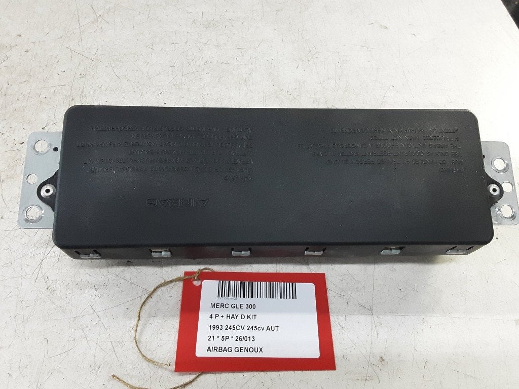 AIRBAG KNIE Mercedes-Benz GLE (V167) (A1678607501), Gebruikt, Mercedes-Benz, Mevr. I. Hauben, Rue de l'Espoir 34 34
4030  GRIVEGNÉE, BE