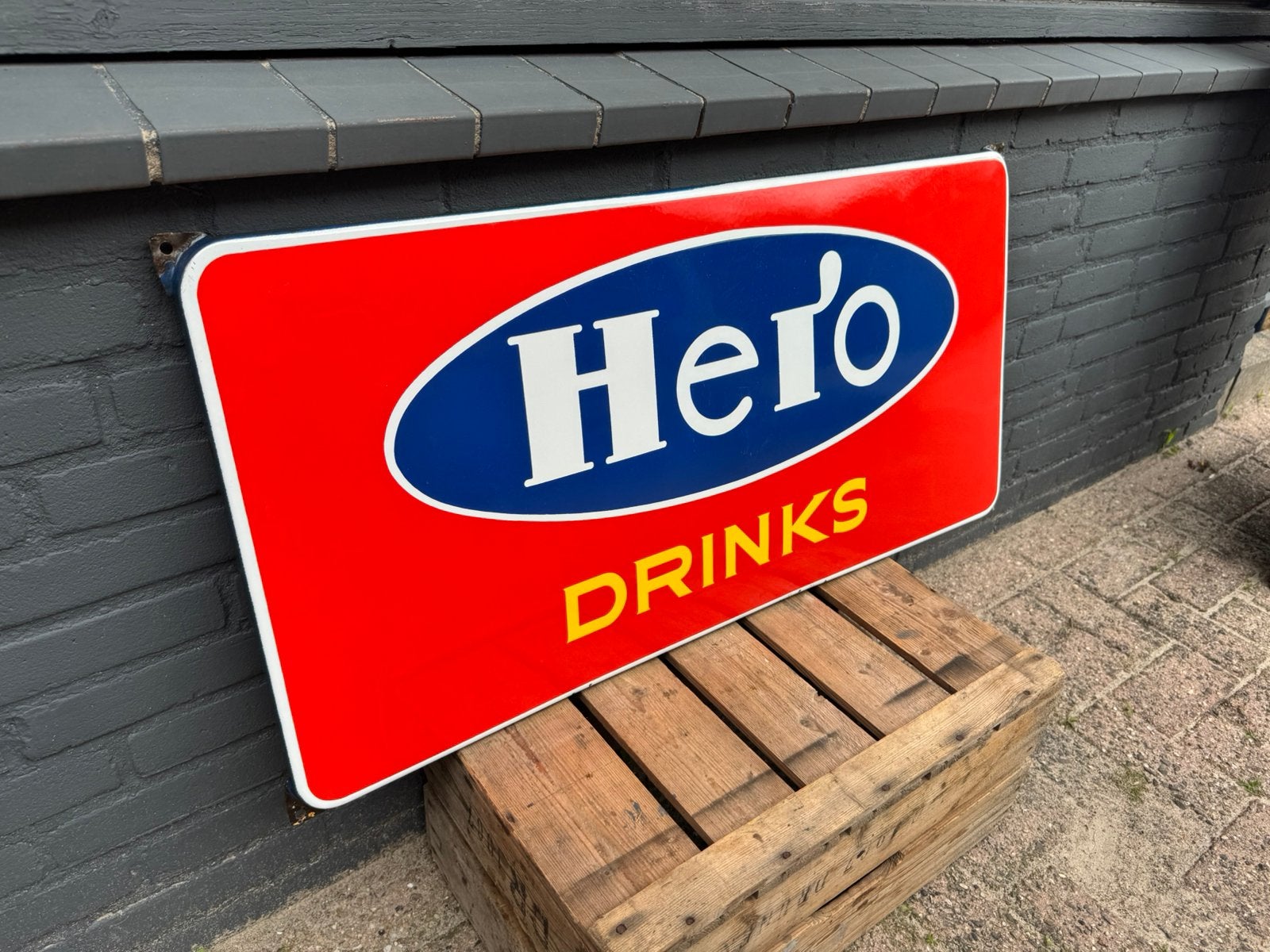 HERO Drinks emaille reclamebord, Ophalen of Verzenden, Gebruikt, Reclamebord