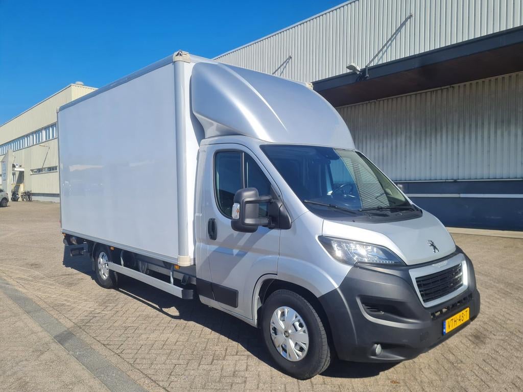 Peugeot Boxer 2.2 BlueHDi 165 L4 3.5t Bakwagen, Bj 2023, Auto's, Stof, Gebruikt, 4 cilinders, Bedrijf