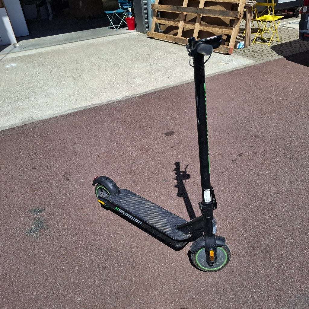 Trottinette électrique, Enlèvement, Utilisé