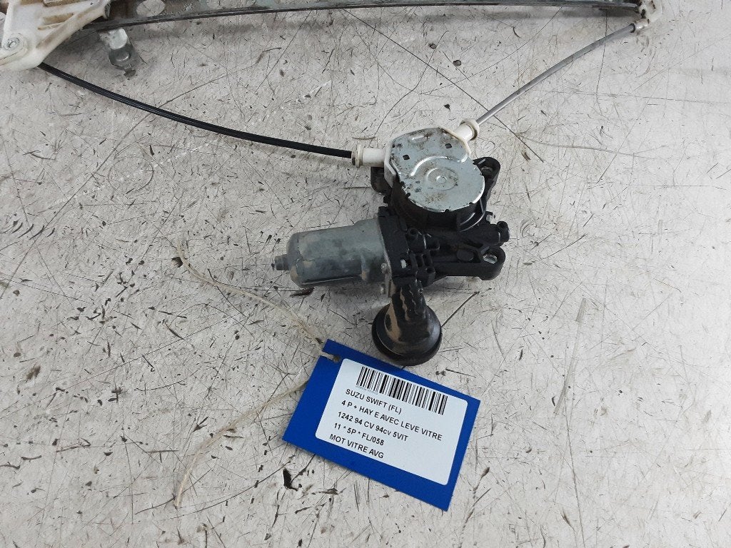 MOTEUR LEVE VITRE ELECTRIQUE AVANT GAUCHE (8356058J00), Mevr. I. Hauben, Utilisé, Avant, Rue de l'Espoir 34 34
4030  GRIVEGNÉE, BE