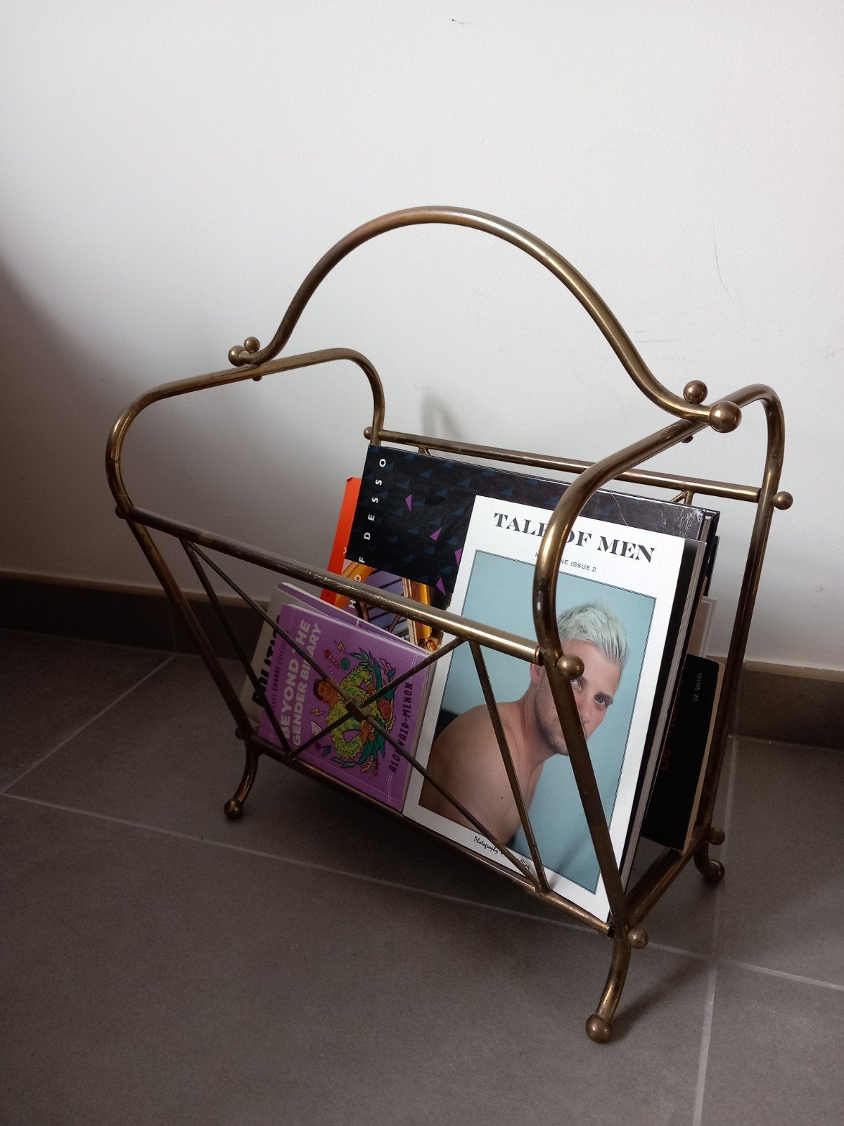 tijdschriftenrek, Ophalen, Met handvat, Gebruikt, Metaal