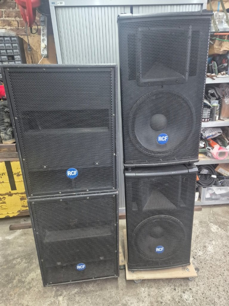 Ensemble d’enceintes actives RCF – 2 subs 18" + 2 têtes 15", Autres marques, Kit d'enceintes, Enlèvement, Utilisé