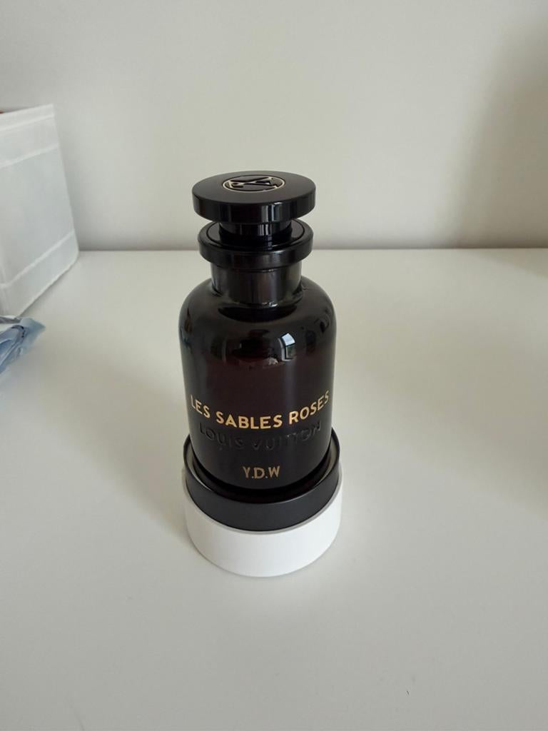 Louis vuiton les sables roses, Bijoux, Sacs & Beauté, Beauté | Parfums, Enlèvement ou Envoi, Comme neuf