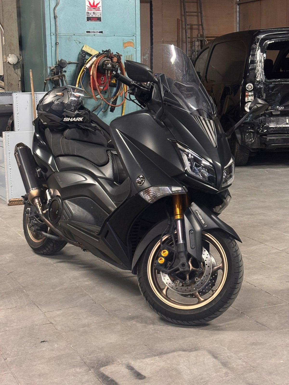 Yamaha tmax 530 iron max!