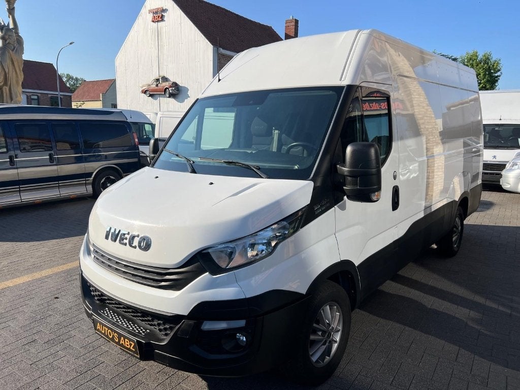 Iveco 35-180 Hi Matic (automaat), Automaat, 4 deurs, Stof, Iveco