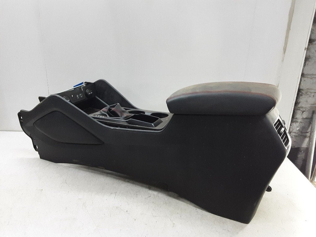 CONSOLE CENTRALE Hyundai Tucson (TL) (01-2015/05-2023), Mevr. I. Hauben, Utilisé, Hyundai, Rue de l'Espoir 34 34
4030  GRIVEGNÉE, BE