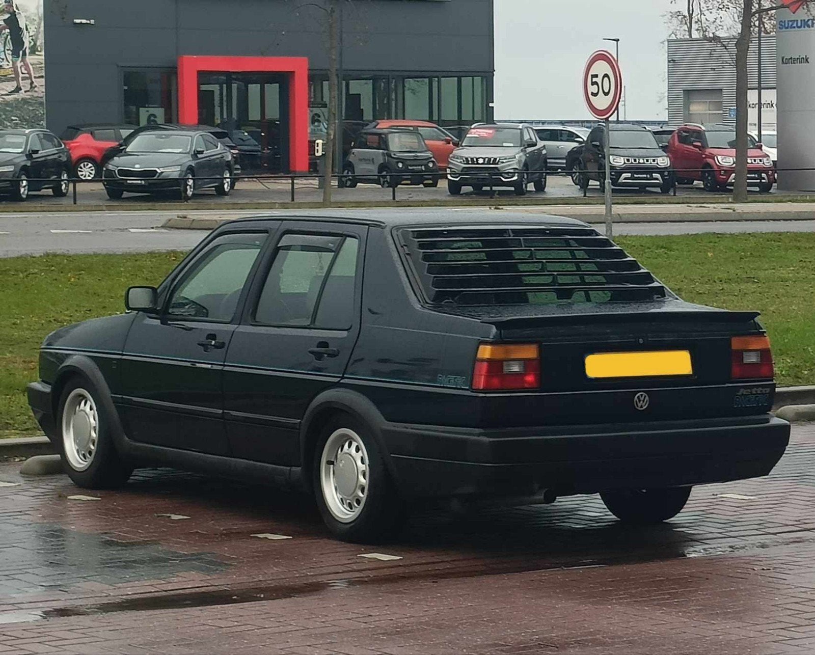Volkswagen Jetta 2 Mk2 Thermoform Louvre Achterruit Jaloezi, Enlèvement