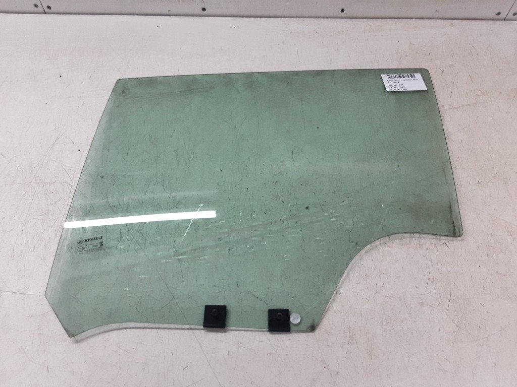 PORTIERRUIT LINKS ACHTER Renault Clio IV (5R), Gebruikt, Renault, Mevr. I. Hauben, Rue de l'Espoir 34 34
4030  GRIVEGNÉE, BE